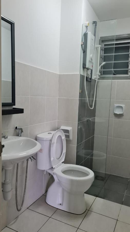 Alanis Suite Klia With Neflix سيبانغ المظهر الخارجي الصورة